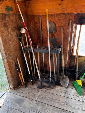 Garden Tools - Large Asssortment 1