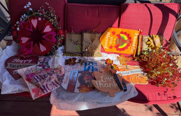Autumn Decorations & Thanksgiving Decor, Valentines Day Decor 2 Bags of items 1