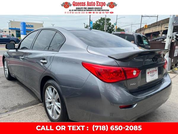 Look What Just Came In! A 2017 INFINITI Q50 with only 11,296 -brooklyn - $18,995 (Woodside)63654720709251123