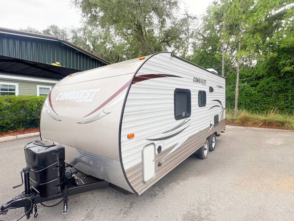 2016 Conquest by Gulfstream Camper 21FT Camp Ready Summer Ready!!!! 1