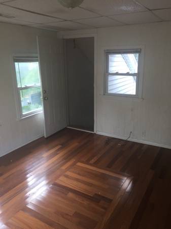 $1,000 / 1br - 900ft2 - Downtown Loft (Bloomington)63935966983554123