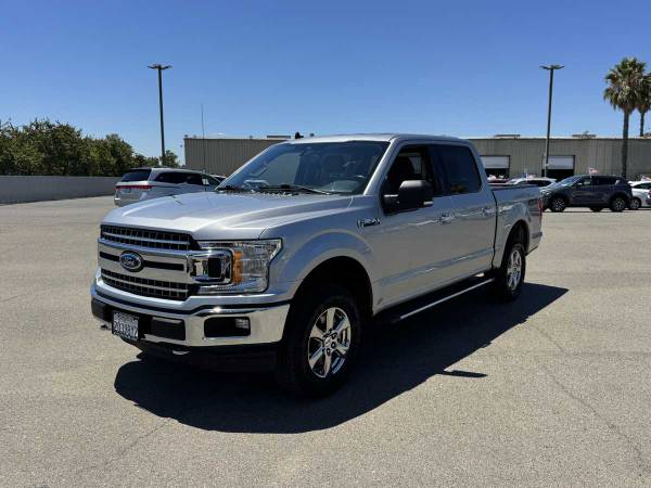 2020 Ford F150 XLT 4x4 - Photo 5