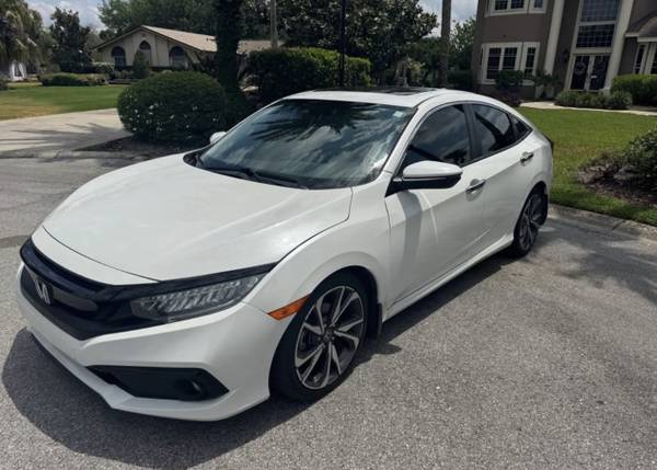 2019 HONDA CIVIC TOURING ADDITION ONLY 42000 MILES 1