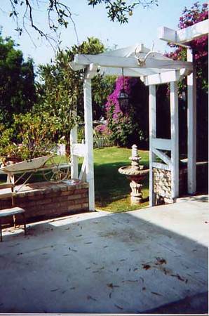Beautiful House in Pasadena Great for Young Professionals & Students! 1