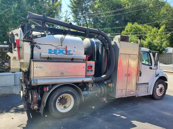 2020 FREIGHTLINER HYDRO EXCAVATOR VAC TRUCK 1