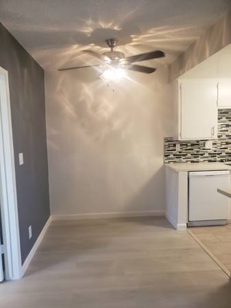 $2095.00 / 1br - 620ft2 - COMING SOON 10/28 *Top unit -Elevator63998152885123122