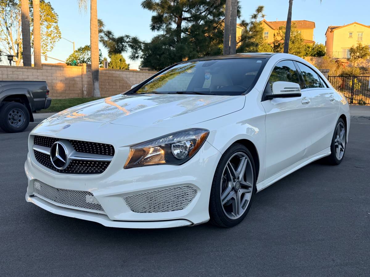 Mercedez Benz CLA250 2014 86k Miles
