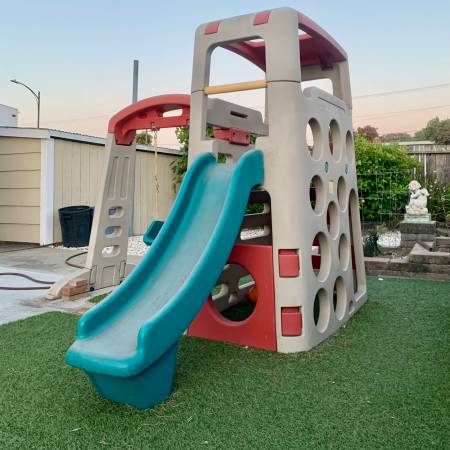 Step2 Big Climber Two Levels Outdoor Playhouse Slide & Swing 1