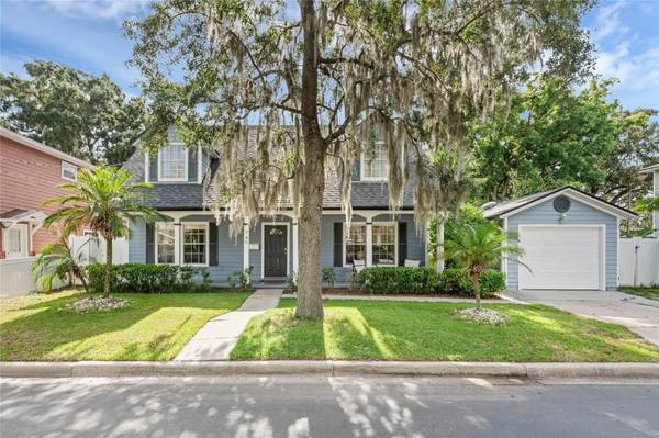 1 Spacious Colonial Town North Home Near Lake Highland Prep 1