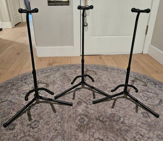 Guitar stands 1