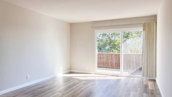$1,995 / 1br - 700ft2 - 🔗LARGE 1 BED FOR RENT ~ READY FOR IMMEDIATE MOVE IN (oakland east)63936604047747124