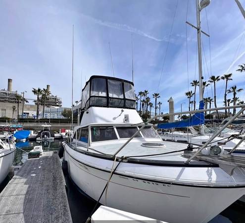 33ft Owens Concorde - Trade for RV, Car, Motorcycle or? Send photos 1