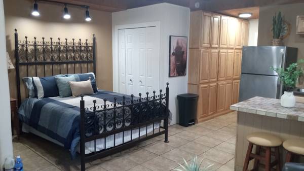 Large studio with full kitchen available month-to-month! 1