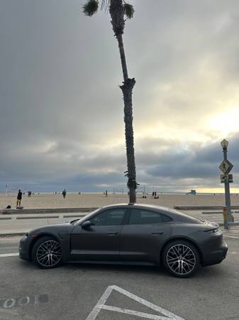 2021 Porsche Taycan | Impecable | Bajos Kilómetros | Título Limpio - $65,999 (Santa Mónica)63618180624257122