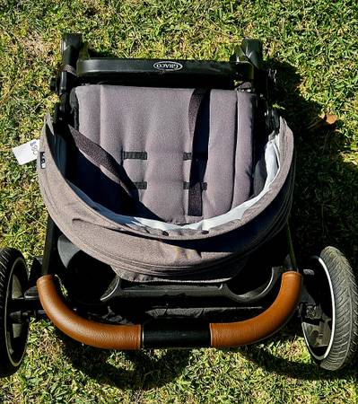 Graco Outpace Jogger Stroller 1
