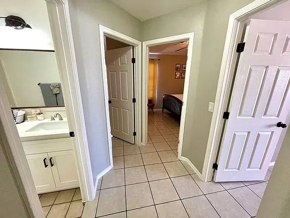 $850 / 3br - 1241ft2 - Special 3bed home (1471 Bryan Dr, Bullhead City, AZ)63799516865027121