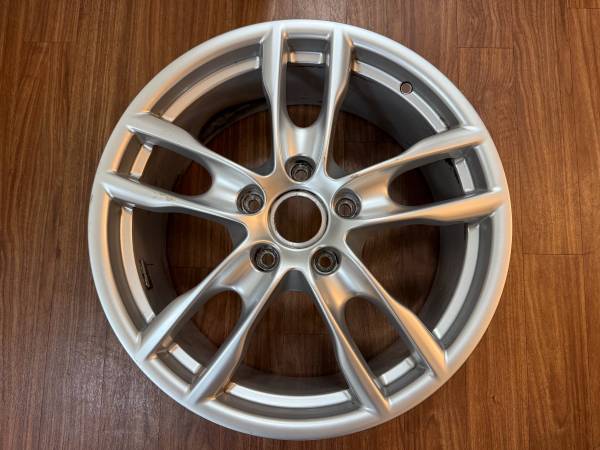 19” Front Wheel for Porsche 981 (Boxster/ Cayman) – Used, AS-IS 1