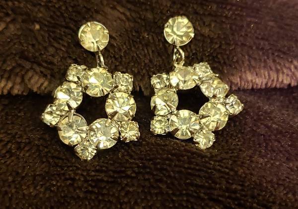 Earrings Screwback Rhinestone 1