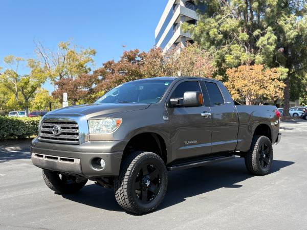 2007 Toyota TUNDRA LIMITED ,4X4 - Photo 2