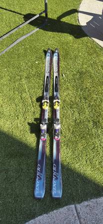 Skis 180cm 1