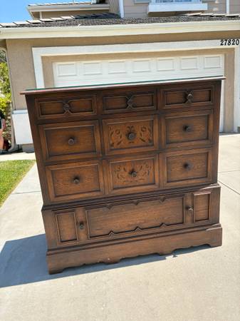 FREE Dresser - you just need to pick it up 1