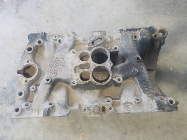 Oldsmobile small block intake manifold 1