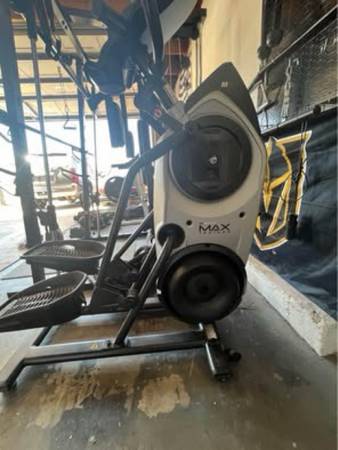 Cardio - BowFlex Max Trainer M6 1