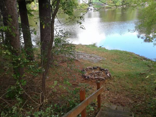 $1,400 / 2br - 900ft2 - Lake Wissota/Yellow River (Lafayette)63845958509057120