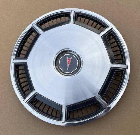 1982 1983 Pontiac 6000 Hubcap Wheel Cover 14 1
