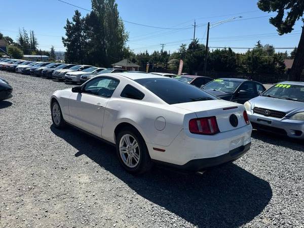 2012 Ford Mustang V6 Coupe - $4,999 (Lynnwood, WA)63441696861187124