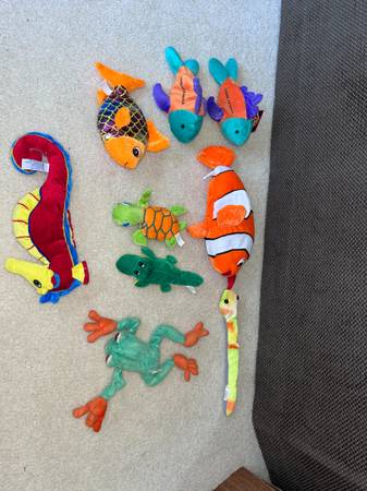 sea creatures stuffed animals, 8 of them 1