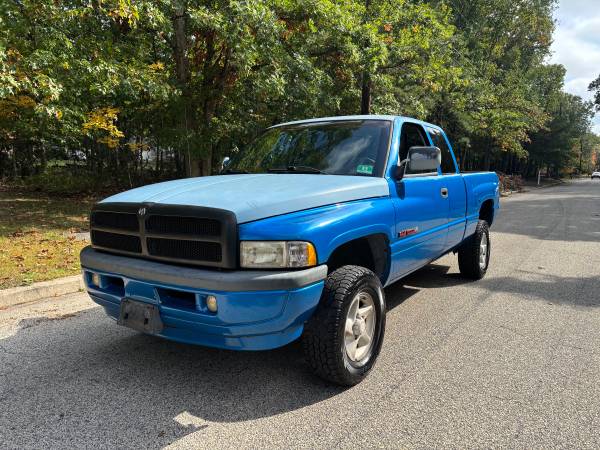 Dodge ram V8 5.9 1