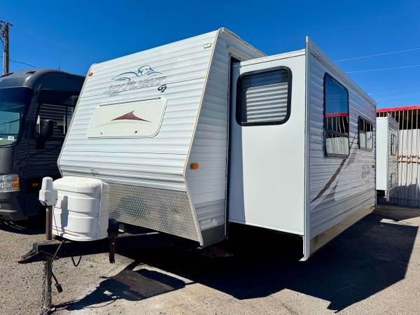 2008 Jayco jay flight 32ft travel trailer with 2 slide outs must see 1