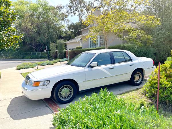 1998 Mercury Grand Marquis LS – Solo 76 mil km. ¡Cambia! - $5.900 (Alameda)63438534192385121