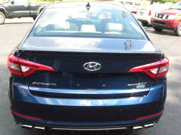 2015 HYUNDAI SONATA SPORT LIMITED - $10,500 (Pittsburgh)63625216981123124