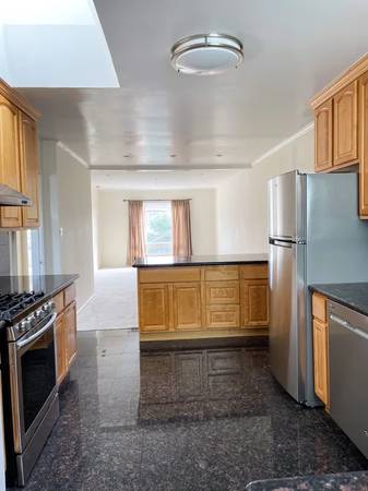 $695 Charming Bright Large Newly remodel Studio Apartment with balcony (25424 Normandie Ave #3 Harbor City, CA)64035737613954121