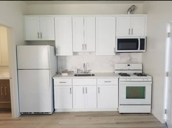 $1,850 / 400ft2 - Great ADU that is like a private house for rent Special move in (Arleta)63876484953089122