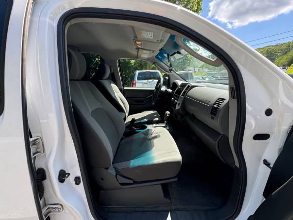 2012 Nissan Xterra 4WD - $8,500 (Cleveland)63621242598019124