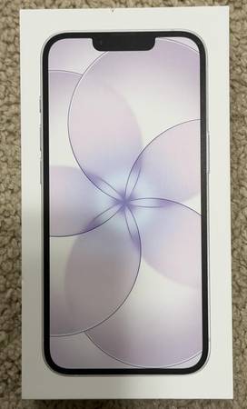 Apple iPhone 17e box (empty) 1