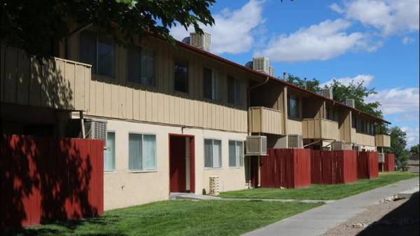 Playground, Security Onsite, Fully Equipped Kitchen 1