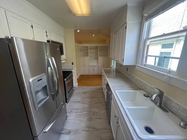 $6,100 / 3br - 3 Dormitorios*3 Baños*Casa en Miraloma Park* (west portal / forest hill)63695784755841124