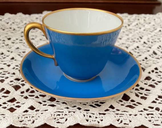 REDUCEDVintage Richard Ginori Italy Matte Blue & Gold Demitasse 11
