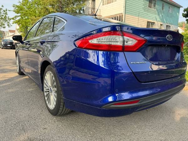2016 Ford Fusion SE - $6,000 (Detroit, MI)63622092441601122