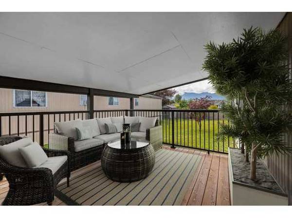 Unit #1 in the desirable Cottonwood Retirement Village 1