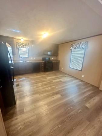 $1,399 / 3br - 1300ft2 - Spacious 3 bedroom 2 bath Home! Unit 115 (Groveland Manor)63937877329282121