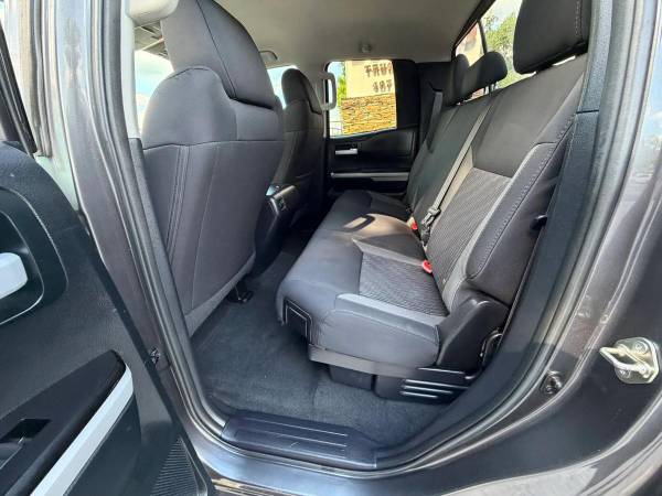 2017 Toyota Tundra Double Cab - Photo 13