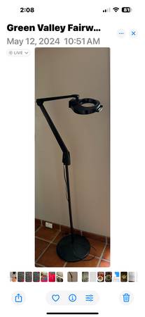 DAZOR Lighted Magnifier Floor Lamp 1