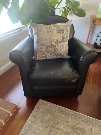 Free chair 1