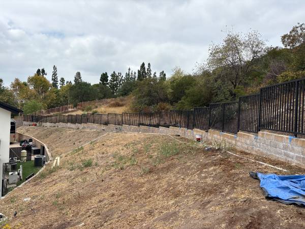 Mobile welder🥇(re.pairs)GATES,FENCES,ORANGE COUNTY **FREE ESTIMATES** 1