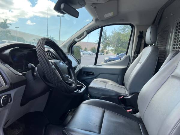 2019 Ford Transit T-150 Cargo Van 1 Owner - $12,200 (Largo)63443528697603124